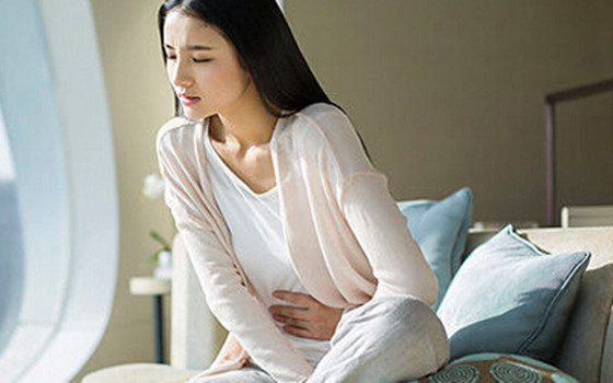 中年女性要控制食物攝入量加強(qiáng)鍛鍊