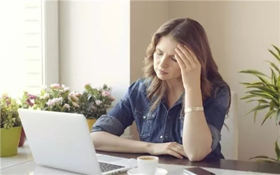 女人應(yīng)該怎樣擺脫更年期的困擾